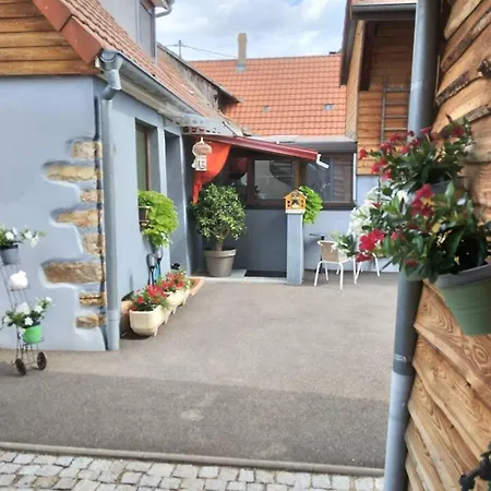 Hébergement de vacances Maison D'une Avec Jardin Clos Et Wifi A Wintzenheim